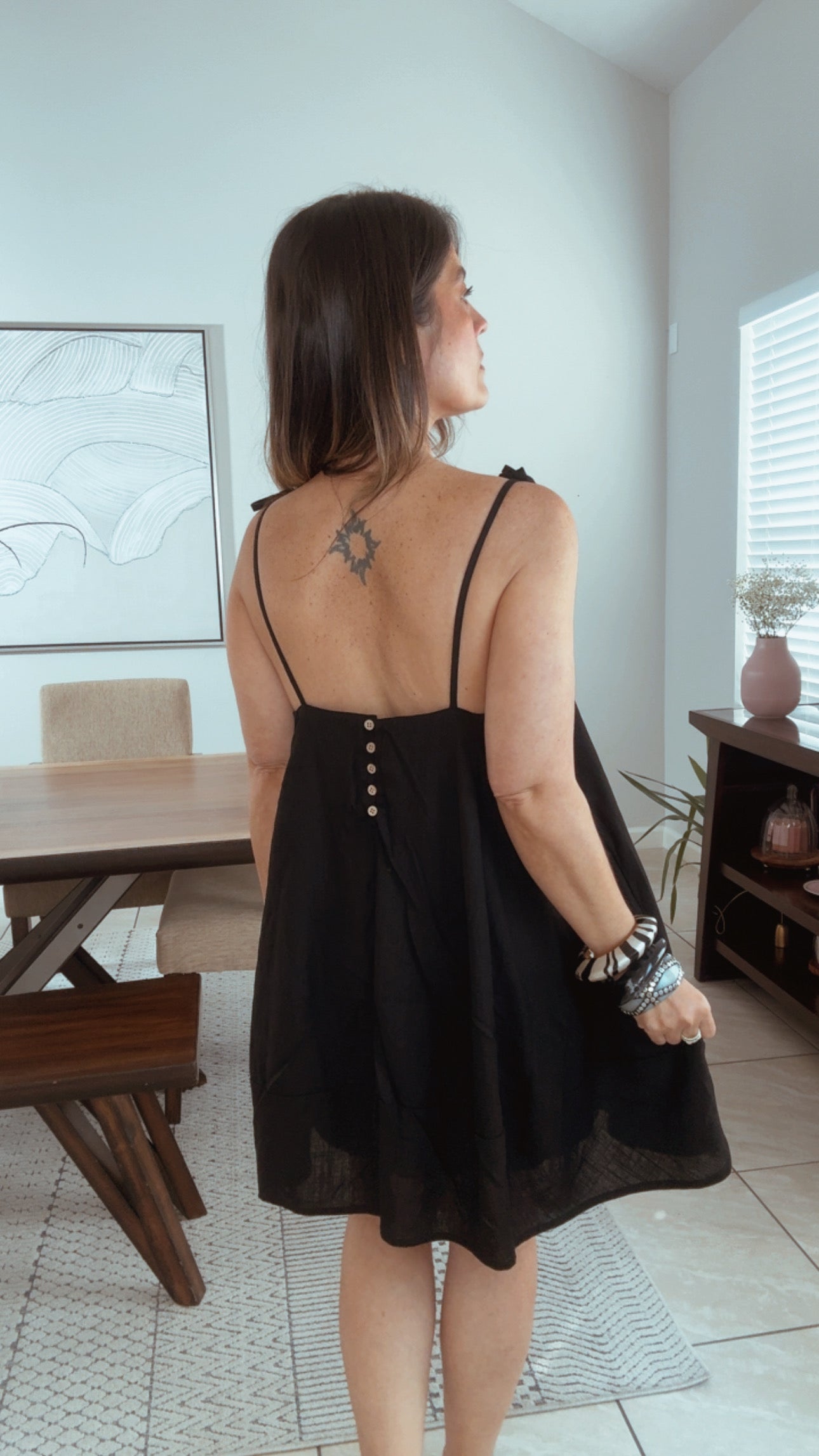 Short Blacky Dress