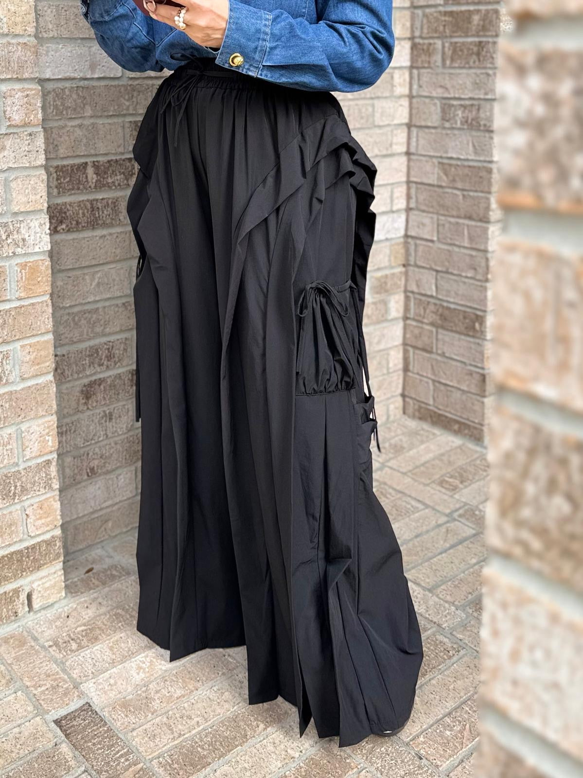 Cargo & Ruffles Cargo