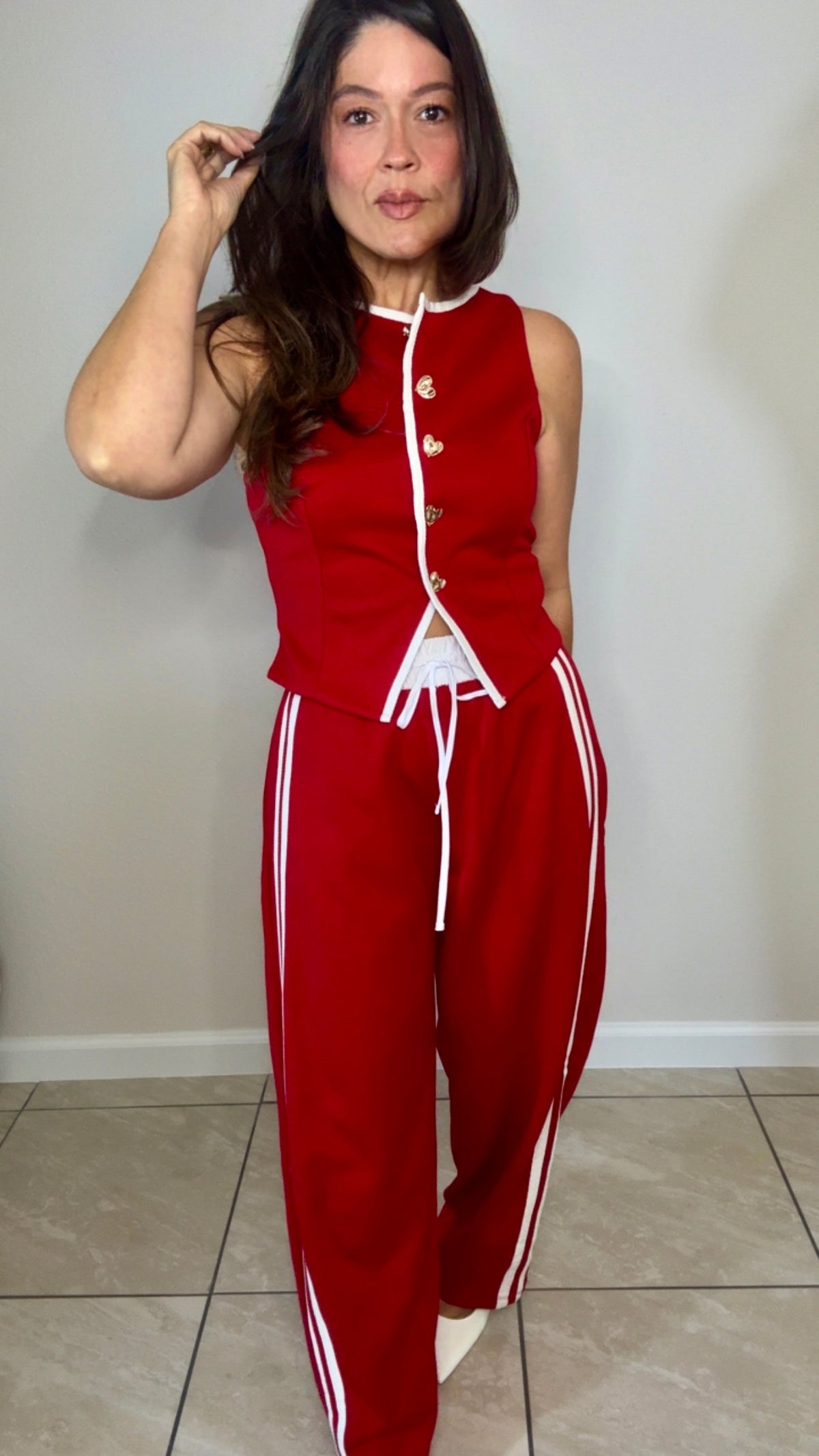 Chic-Comfy Red Set