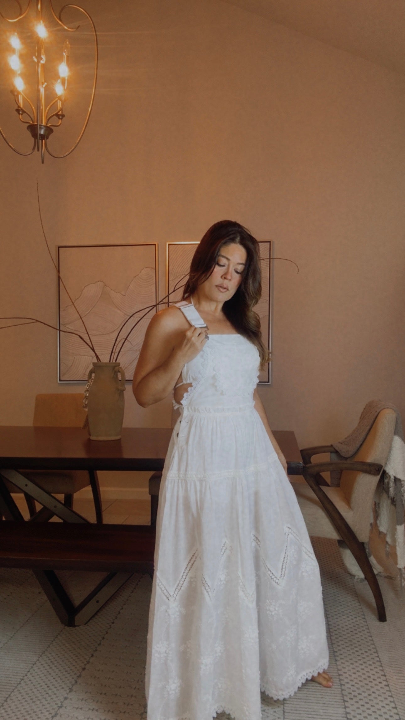 White ⚪️ Embroided Jumper