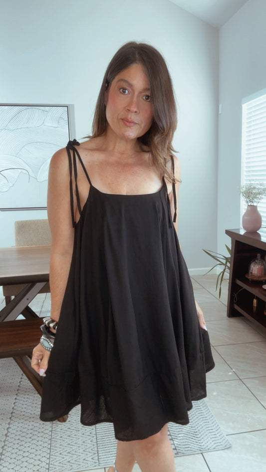 Short Blacky Dress